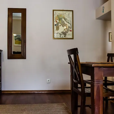Apartaments *